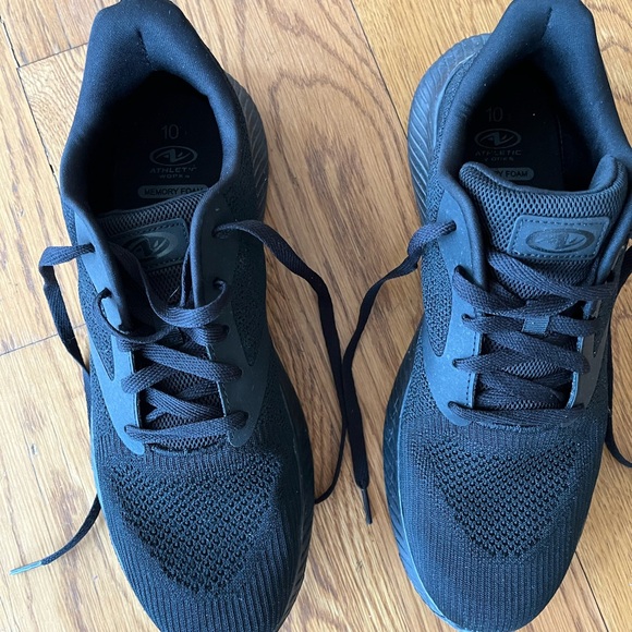 All-Black Knit Athletic Sneakers 10.5 Athletic Works EUC SFPF MENS - Picture 2 of 2